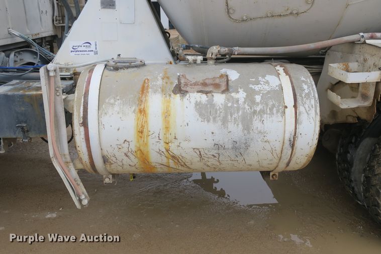 image for item DB10013 1992 Ford L9000 ready mix truck