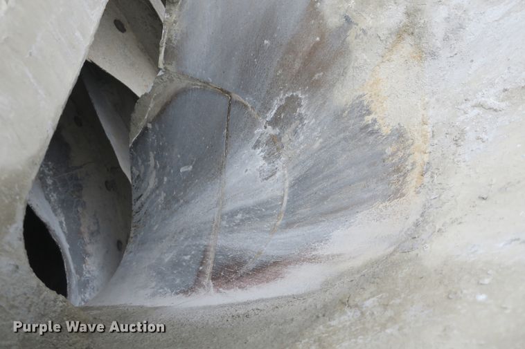 image for item DB10013 1992 Ford L9000 ready mix truck