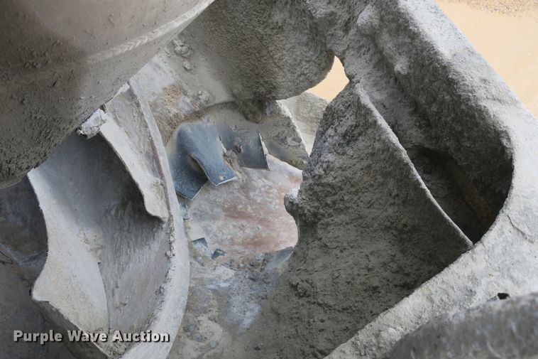 image for item DB10013 1992 Ford L9000 ready mix truck