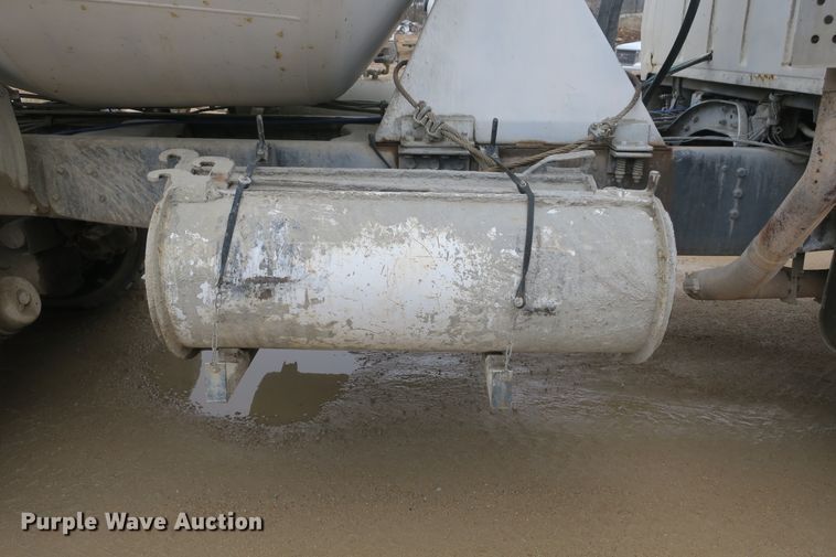 image for item DB10013 1992 Ford L9000 ready mix truck