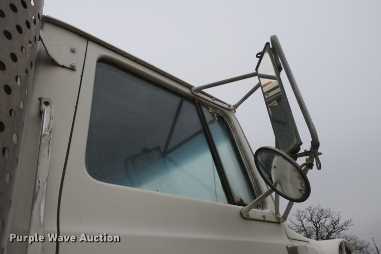 image for item DB10013 1992 Ford L9000 ready mix truck