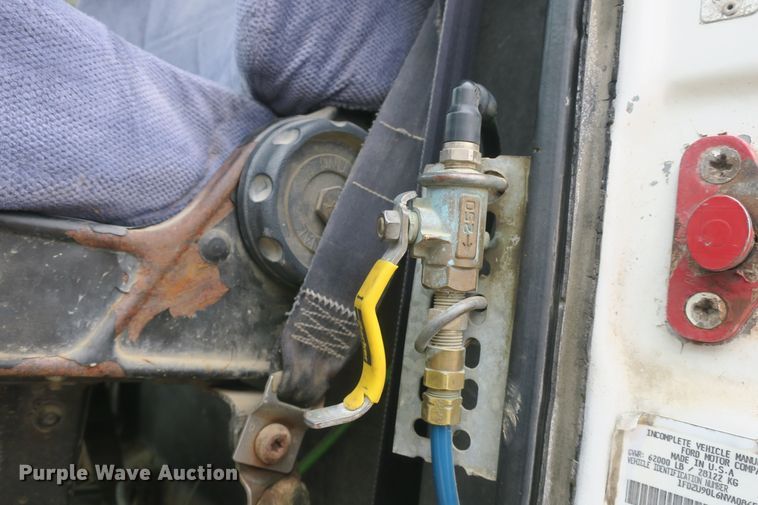 image for item DB10013 1992 Ford L9000 ready mix truck