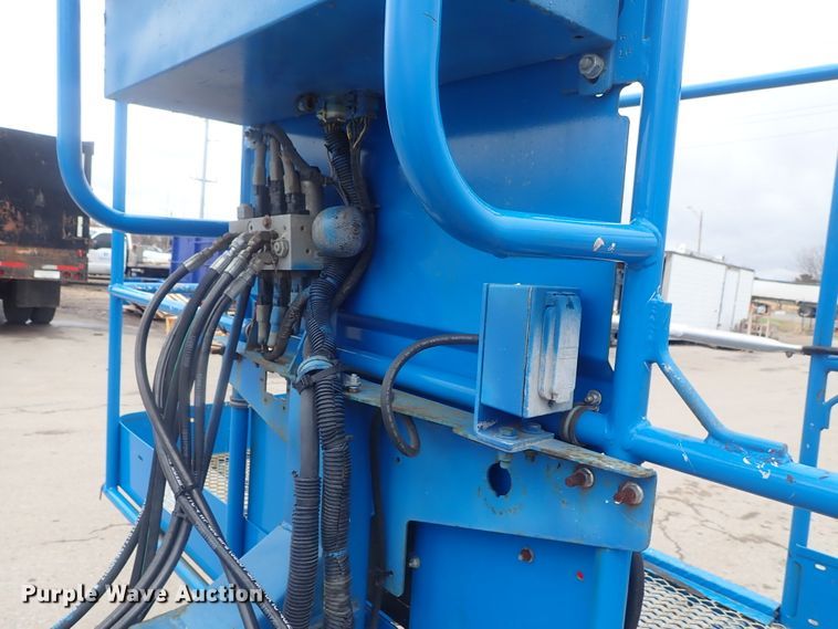 image for item DC3309 2003 Genie Z80/60 boom lift