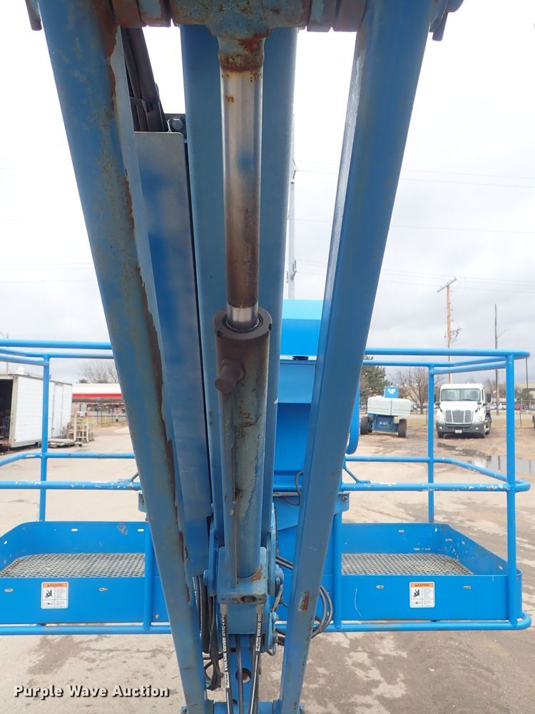 image for item DC3309 2003 Genie Z80/60 boom lift