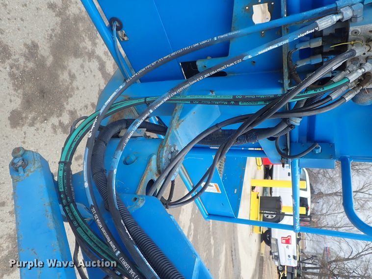 image for item DC3309 2003 Genie Z80/60 boom lift