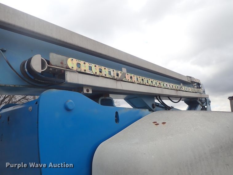 image for item DC3309 2003 Genie Z80/60 boom lift