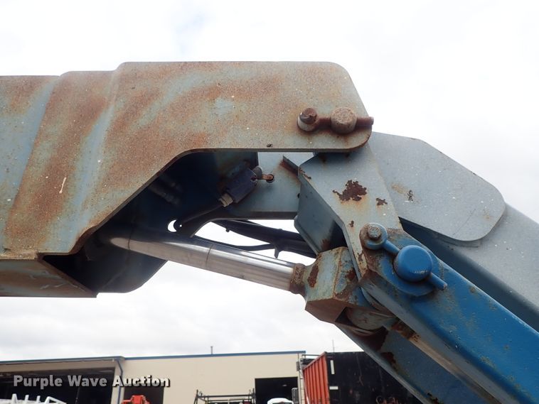 image for item DC3309 2003 Genie Z80/60 boom lift