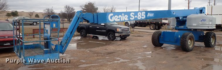 image for item DC3310 2002 Genie S80 boom lift