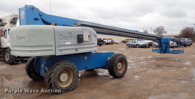 image for item DC3310 2002 Genie S80 boom lift