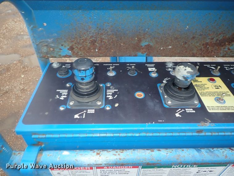 image for item DC3310 2002 Genie S80 boom lift