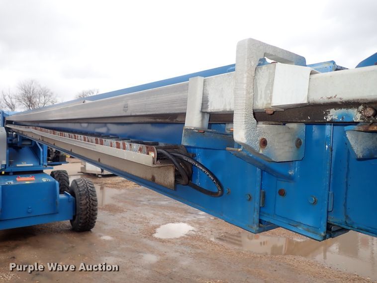 image for item DC3310 2002 Genie S80 boom lift