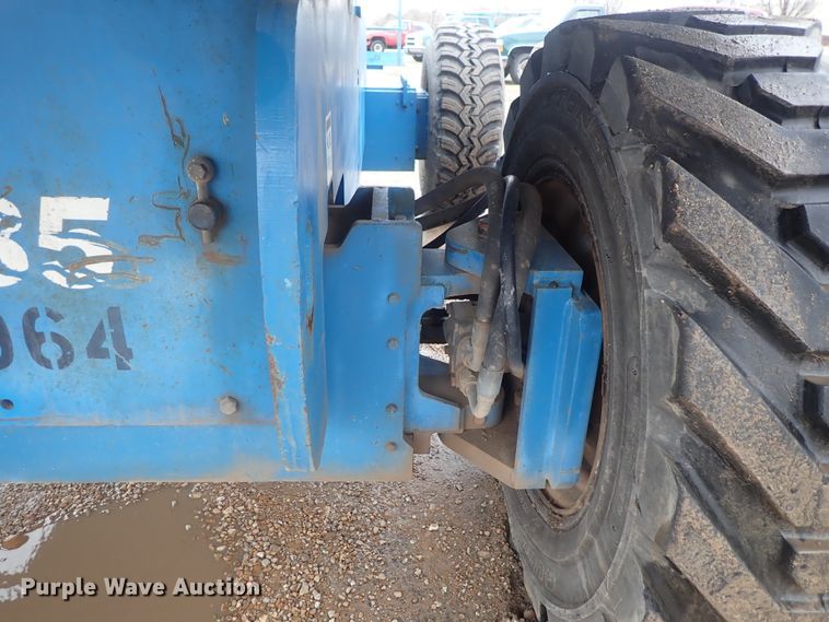 image for item DC3310 2002 Genie S80 boom lift