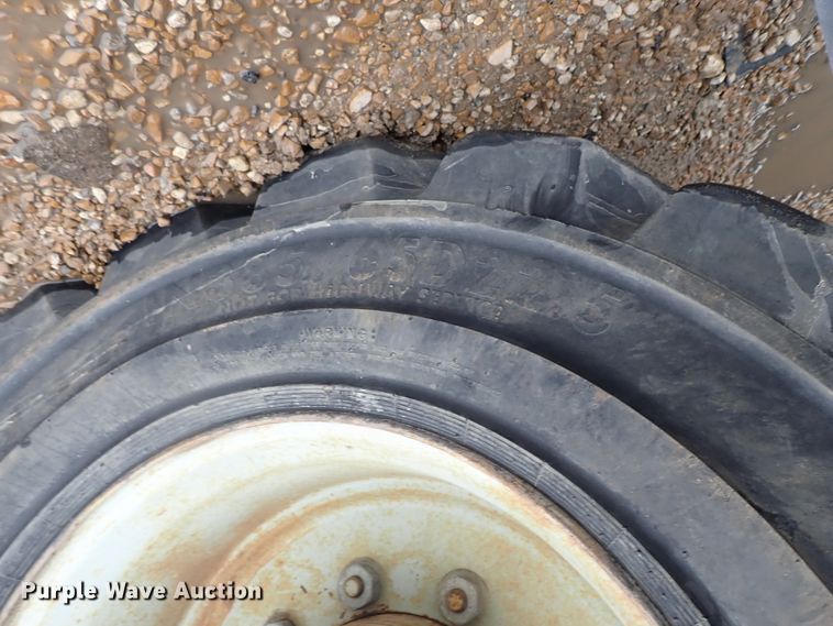 image for item DC3310 2002 Genie S80 boom lift