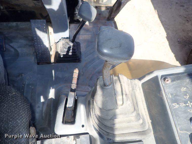 image for item DC3338 1997 Caterpillar 426C backhoe