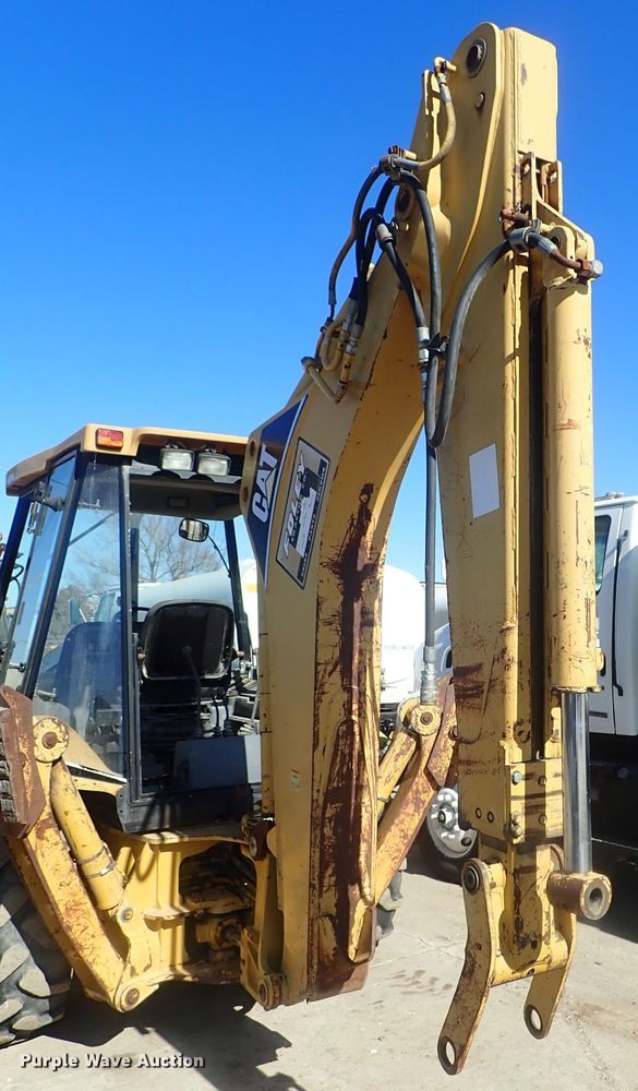 image for item DC3338 1997 Caterpillar 426C backhoe