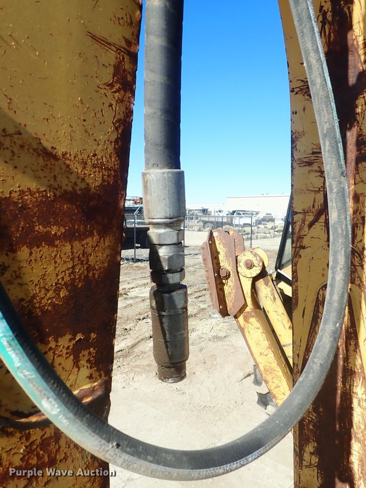 image for item DC3338 1997 Caterpillar 426C backhoe