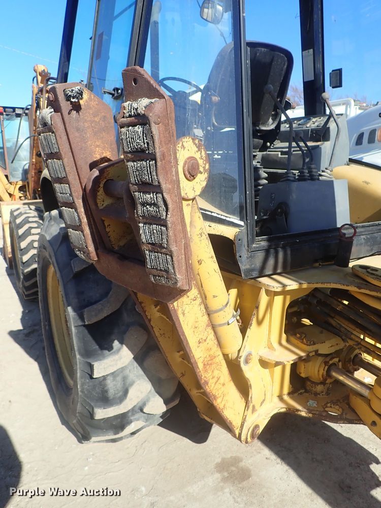 image for item DC3338 1997 Caterpillar 426C backhoe