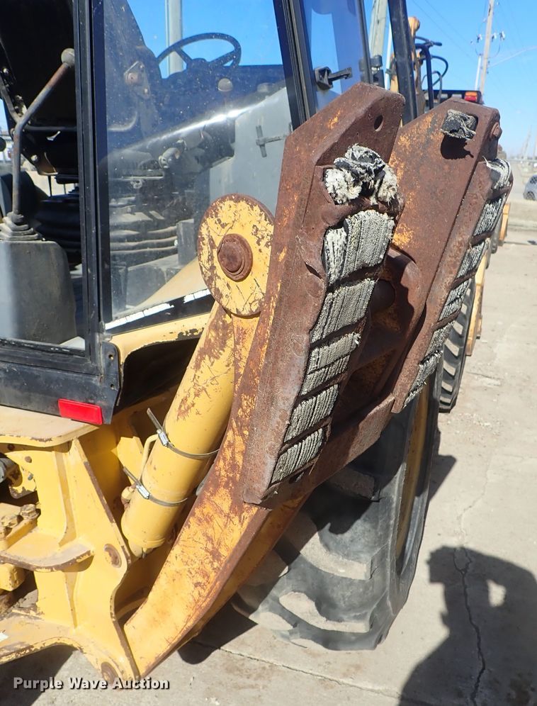 image for item DC3338 1997 Caterpillar 426C backhoe