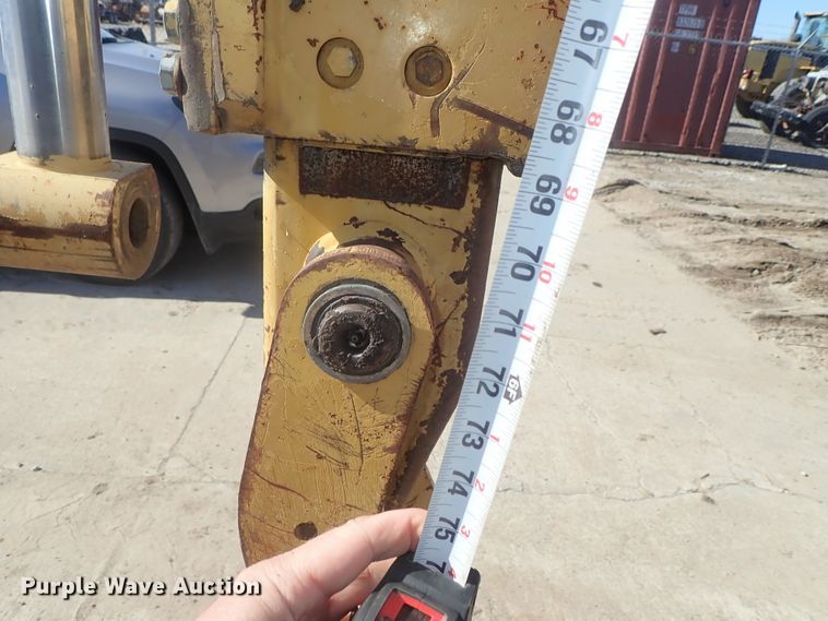 image for item DC3338 1997 Caterpillar 426C backhoe