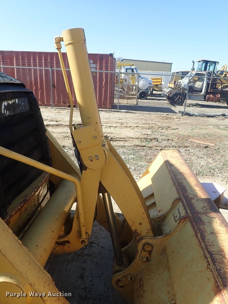 image for item DC3338 1997 Caterpillar 426C backhoe