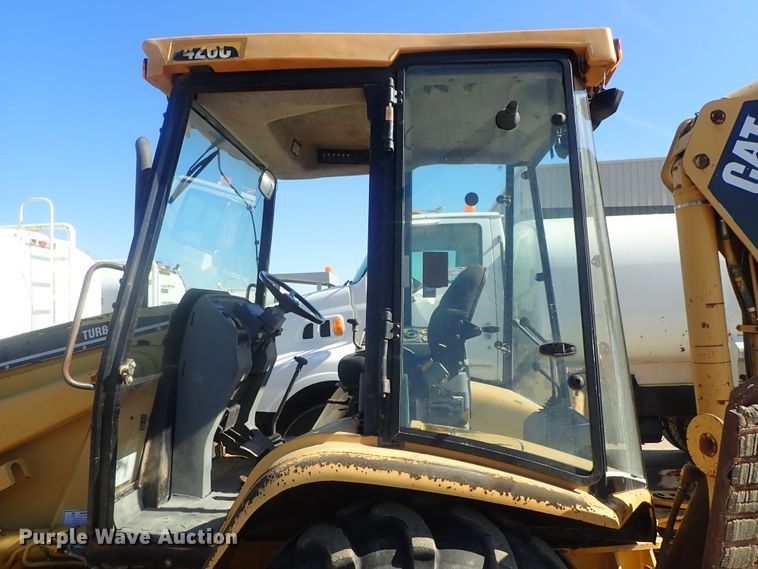 image for item DC3338 1997 Caterpillar 426C backhoe