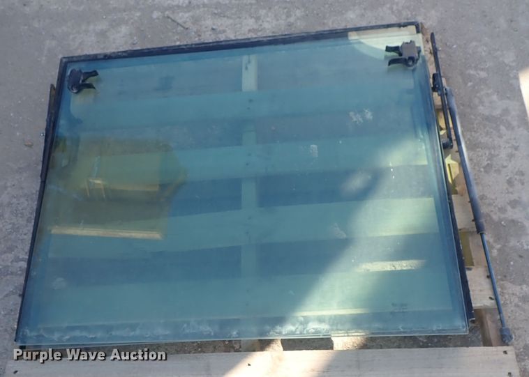 image for item DC3338 1997 Caterpillar 426C backhoe