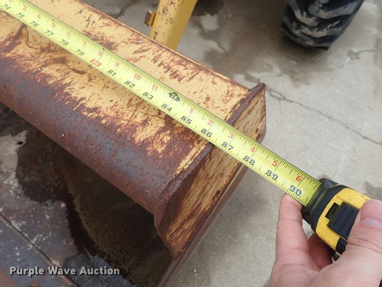 image for item DC3338 1997 Caterpillar 426C backhoe