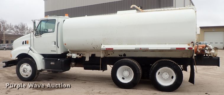 image for item DC3345 2000 Sterling L-Line water truck