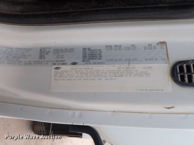 image for item DC3345 2000 Sterling L-Line water truck