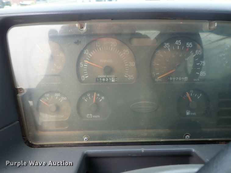 image for item DC3345 2000 Sterling L-Line water truck