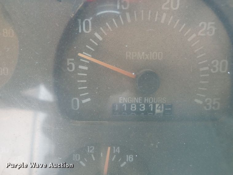 image for item DC3345 2000 Sterling L-Line water truck