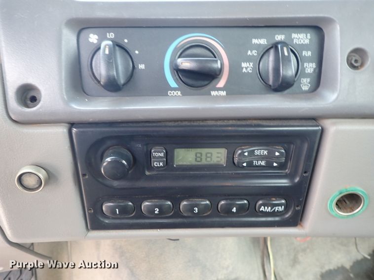 image for item DC3345 2000 Sterling L-Line water truck