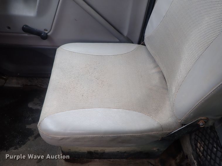 image for item DC3345 2000 Sterling L-Line water truck