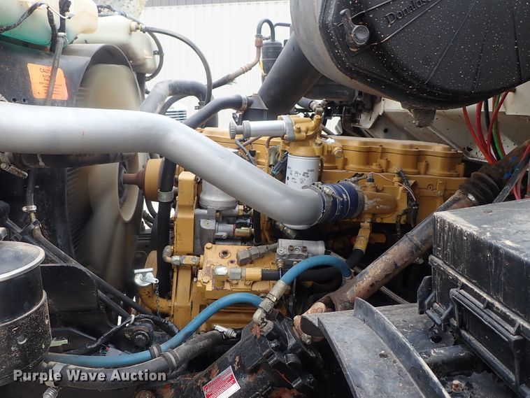 image for item DC3345 2000 Sterling L-Line water truck