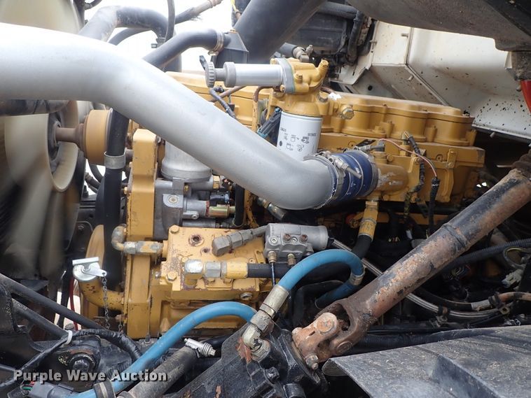 image for item DC3345 2000 Sterling L-Line water truck