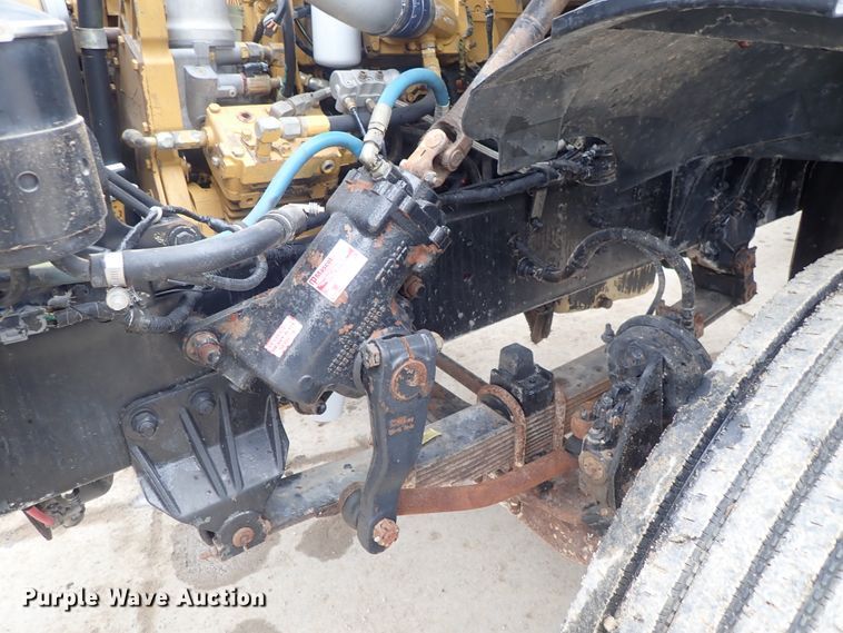 image for item DC3345 2000 Sterling L-Line water truck