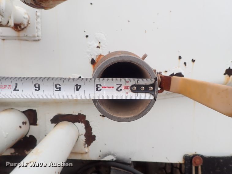 image for item DC3345 2000 Sterling L-Line water truck