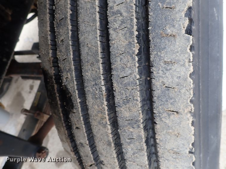 image for item DC3345 2000 Sterling L-Line water truck