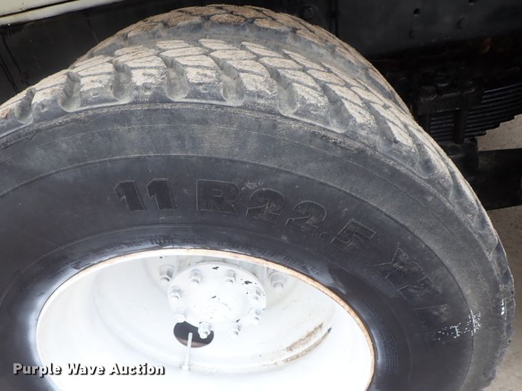 image for item DC3345 2000 Sterling L-Line water truck