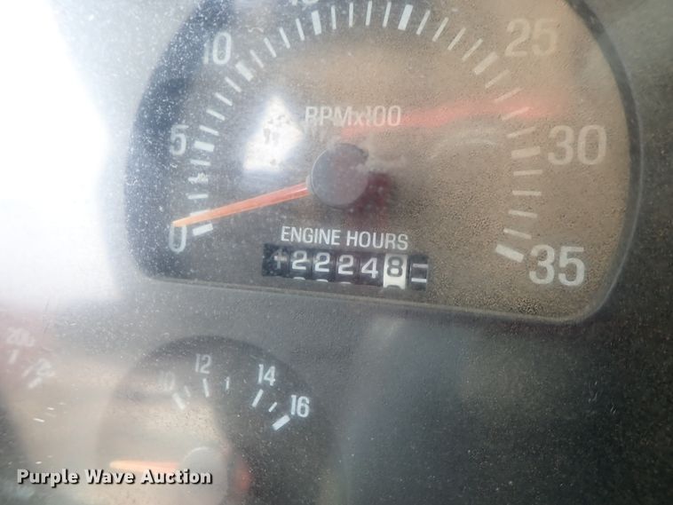 image for item DC3346 2000 Sterling L-Line water truck