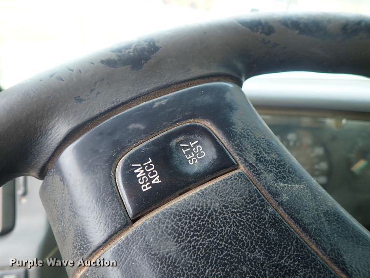 image for item DC3346 2000 Sterling L-Line water truck