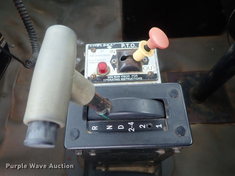 image for item DC3346 2000 Sterling L-Line water truck