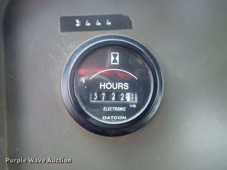 image for item DC3346 2000 Sterling L-Line water truck