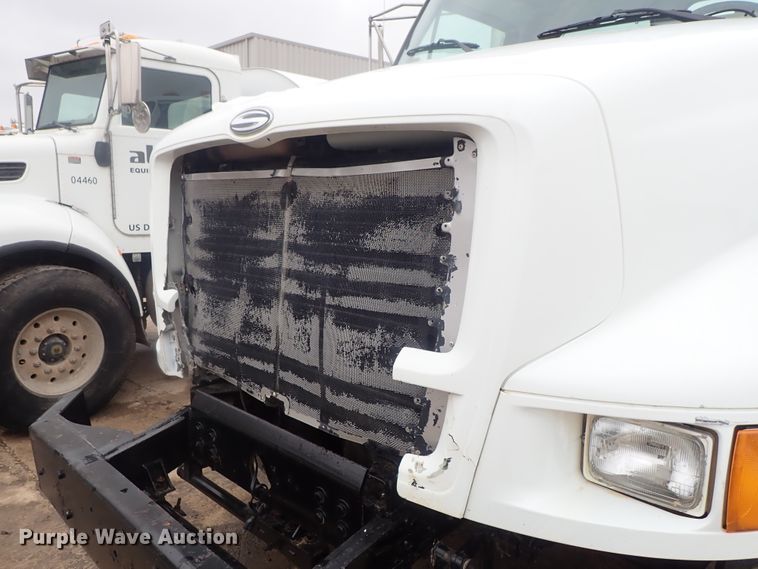 image for item DC3346 2000 Sterling L-Line water truck