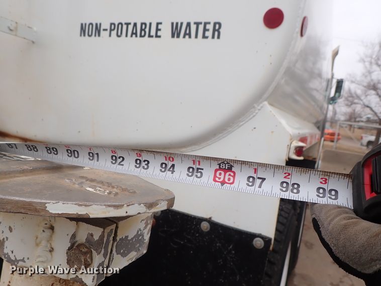 image for item DC3346 2000 Sterling L-Line water truck