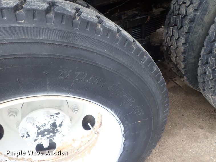 image for item DC3346 2000 Sterling L-Line water truck