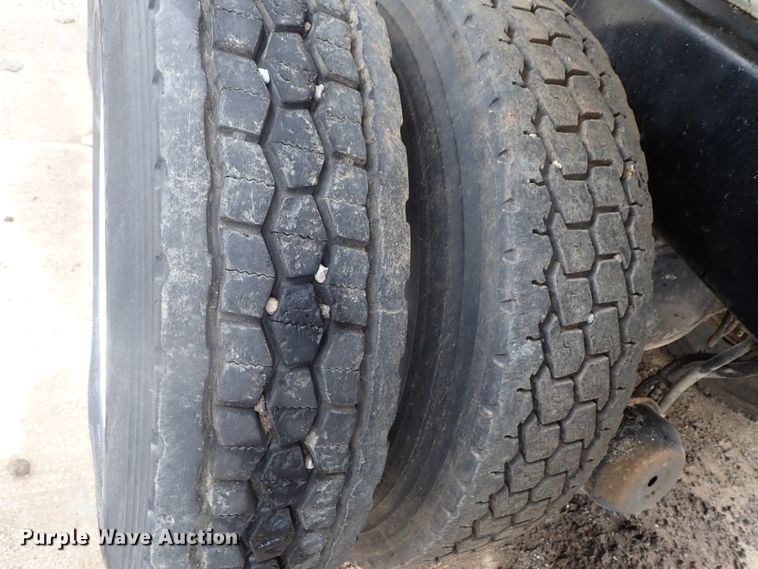 image for item DC3346 2000 Sterling L-Line water truck