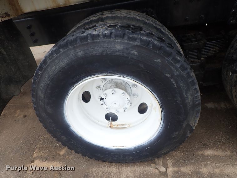 image for item DC3346 2000 Sterling L-Line water truck