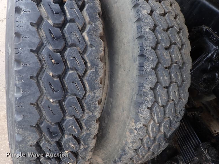 image for item DC3346 2000 Sterling L-Line water truck