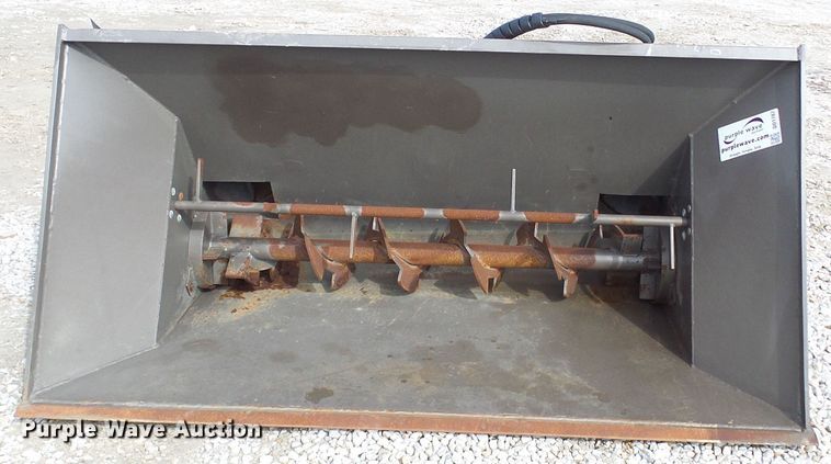 image for item DD1787 Wood Chuck bedding spreader